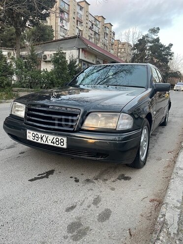 Mercedes C 220 d 1996, 250,000 km - 2.2 л - Quba