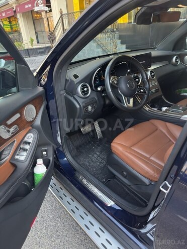 Mercedes GLC 300 4MATIC 2021, 70,000 km - 2.0 l - Bakı