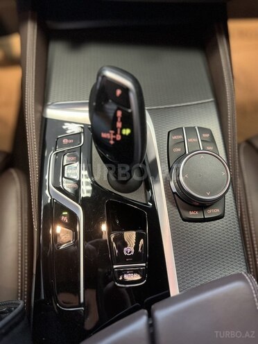 BMW 520 2023, 26,000 km - 2.0 l - Bakı