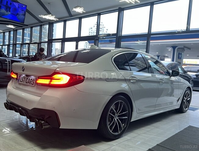 BMW 520 2023, 26,000 km - 2.0 l - Bakı