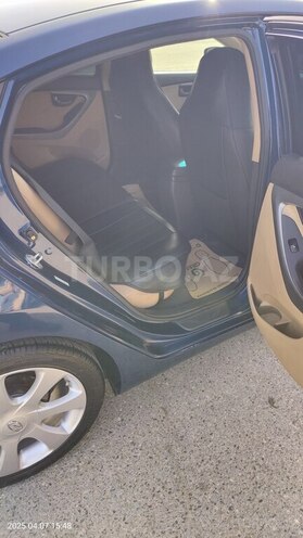 Hyundai Elantra 2013, 284,625 km - 1.8 л - Bakı
