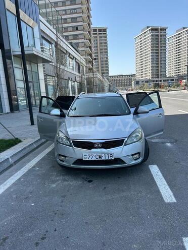 Kia Ceed 2010, 301,500 km - 1.6 л - Bakı
