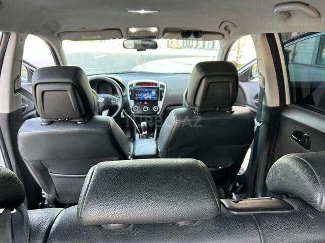 Kia Ceed 2010, 301,500 km - 1.6 л - Bakı