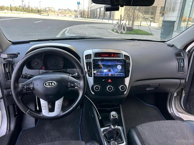 Kia Ceed 2010, 301,500 km - 1.6 л - Bakı