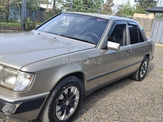 Mercedes E 230 1987, 391,334 km - 2.3 л - Lənkəran