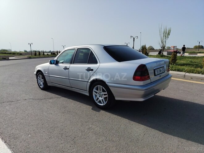 Mercedes C 240 1998, 433,000 km - 2.4 l - Neftçala