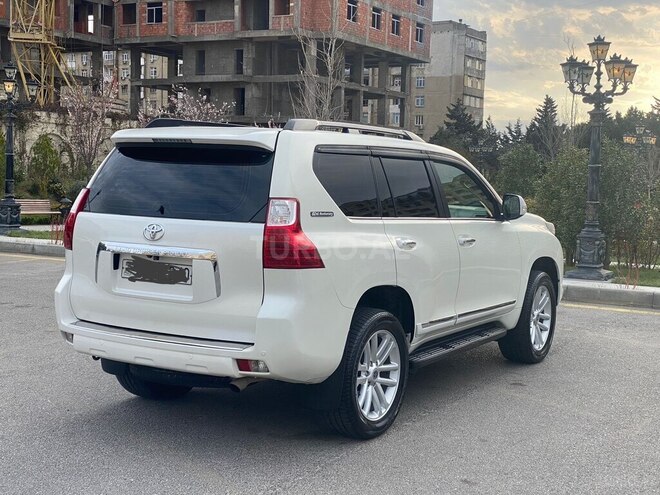 Toyota Land Cruiser Prado 2012, 185,000 km - 2.7 л - Bakı