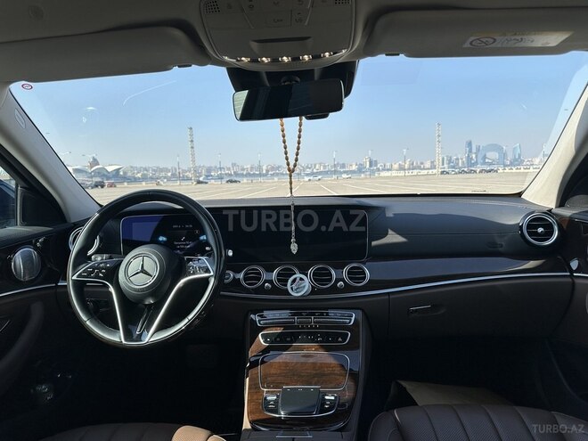 Mercedes E 300 e 4MATIC 2022, 23,000 km - 2.0 л - Bakı