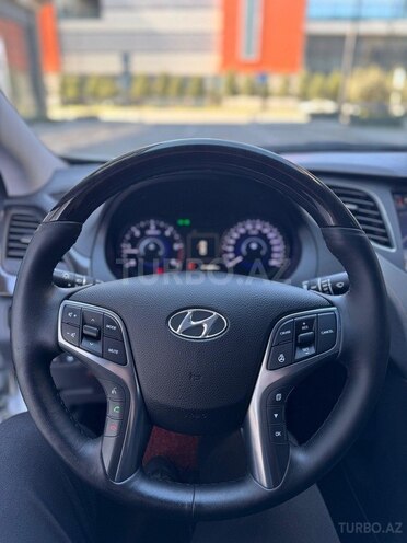 Hyundai Grandeur 2015, 212,000 km - 2.2 л - Tovuz