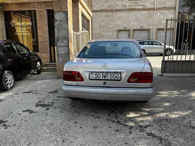 Mercedes E 230 1995, 429,781 km - 2.3 l - Bakı