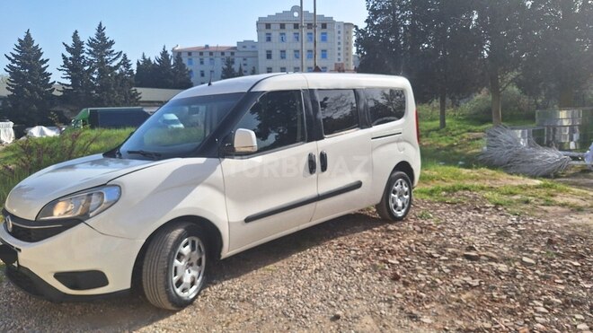 Fiat Doblo 2022, 130,000 km - 1.4 l - Bakı