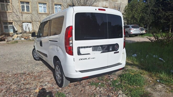 Fiat Doblo 2022, 130,000 km - 1.4 l - Bakı