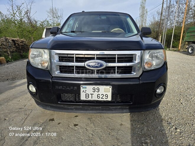 Ford Escape 2011, 340,000 km - 2.5 l - Xudat