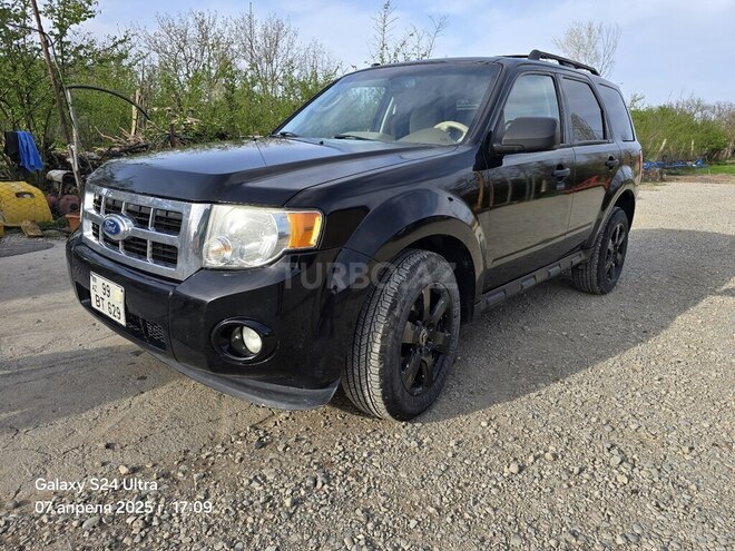 Ford Escape 2011, 340,000 km - 2.5 l - Xudat