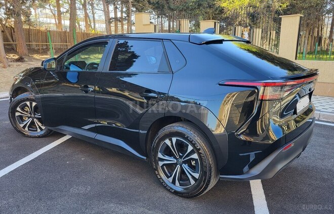 Toyota bZ4X 2023, 32,500 km - 0.0 l - Sumqayıt