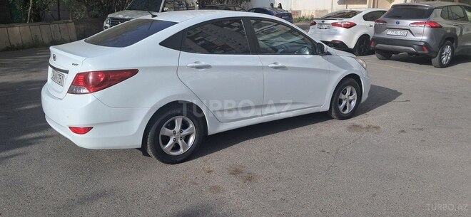 Hyundai Accent 2010, 121,000 km - 1.4 l - Bakı