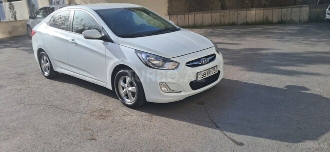 Hyundai Accent 2010, 121,000 km - 1.4 l - Bakı