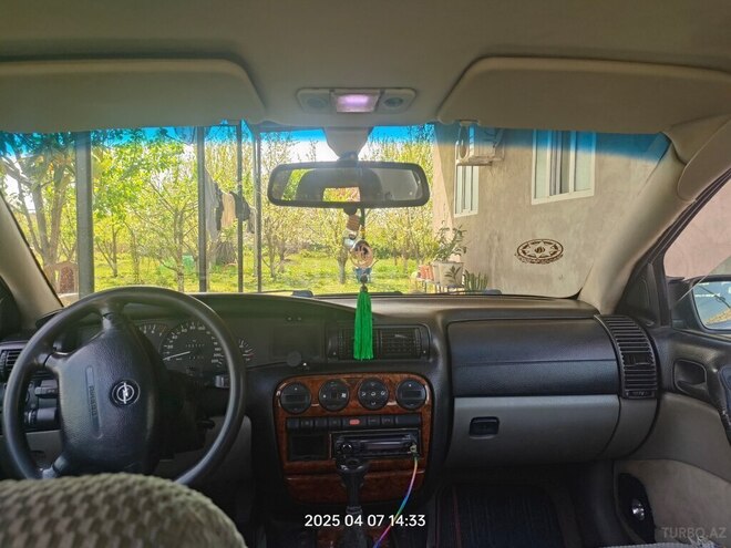 Opel Omega 1996, 355,000 km - 2.0 l - Ağdaş