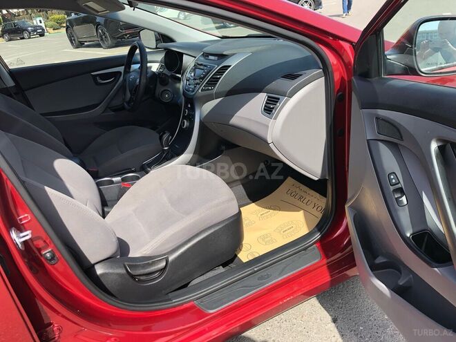 Hyundai Elantra 2015, 130,000 km - 1.8 l - Bakı