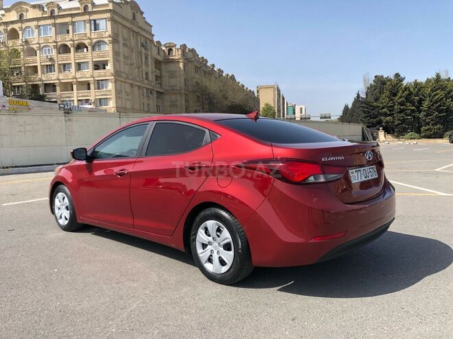 Hyundai Elantra 2015, 130,000 km - 1.8 l - Bakı