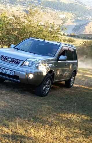 Nissan X-Trail 2001, 210,000 km - 2.0 л - Qusar
