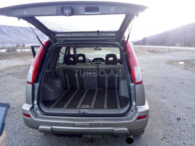 Nissan X-Trail 2001, 210,000 km - 2.0 л - Qusar