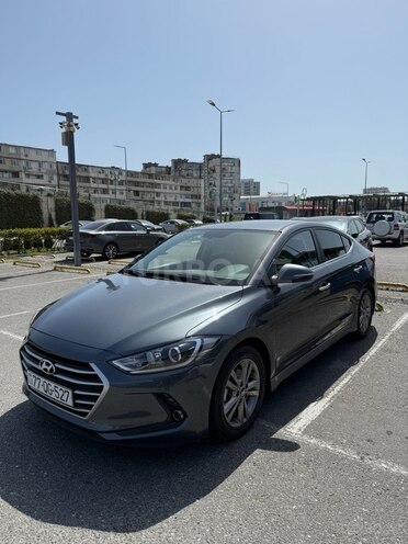 Hyundai Avante 2016, 140,600 km - 1.6 л - Bakı
