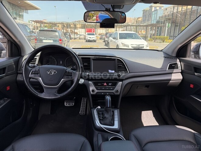 Hyundai Avante 2016, 140,600 km - 1.6 л - Bakı
