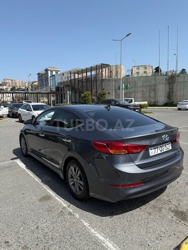 Hyundai Avante 2016, 140,600 km - 1.6 л - Bakı