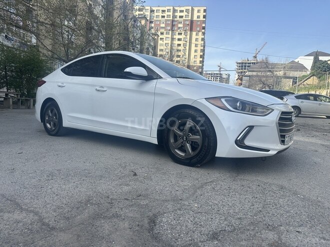 Hyundai Elantra 2016, 124,000 km - 1.6 л - Bakı