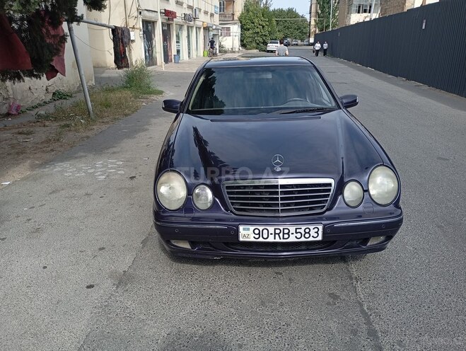 Mercedes E 220 d 2001, 34,600 km - 2.2 l - Bakı