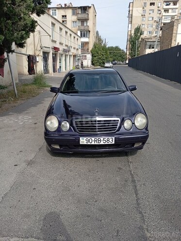 Mercedes E 220 d 2001, 34,600 km - 2.2 l - Bakı