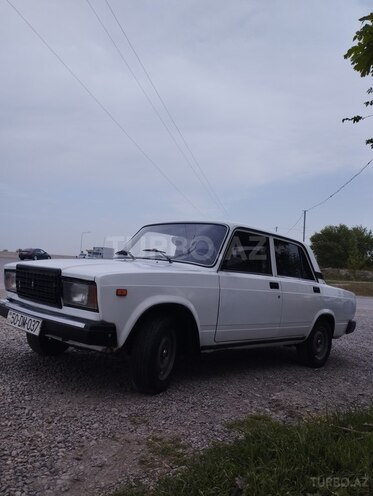 LADA (VAZ) 2107 2003, 98,758 km - 1.6 л - Ucar