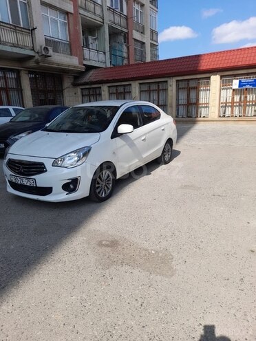 Mitsubishi Attrage 2015, 97,273 km - 1.2 l - Bakı