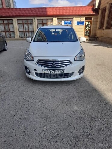 Mitsubishi Attrage 2015, 97,273 km - 1.2 l - Bakı