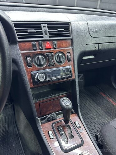 Mercedes C 180 1999, 381,419 km - 1.8 l - Bakı