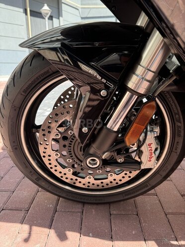 Kawasaki Ninja H2 SX-11