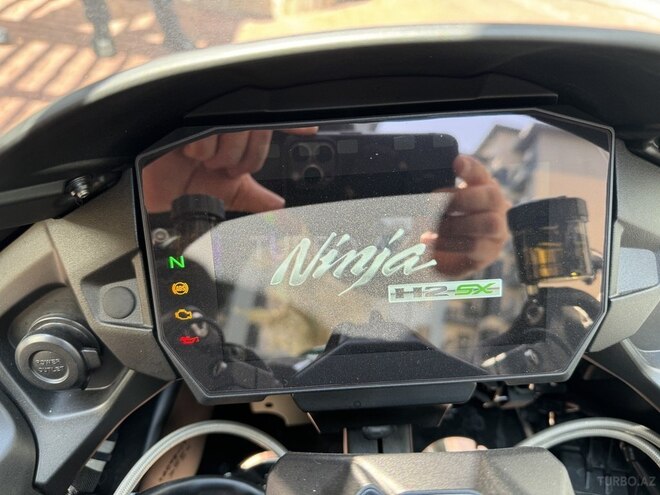 Kawasaki Ninja H2 SX-13