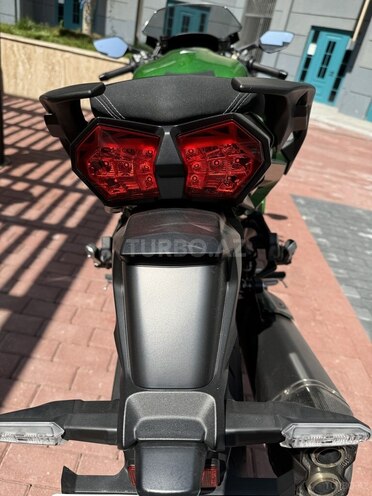 Kawasaki Ninja H2 SX-15