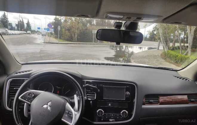 Mitsubishi Outlander 2013, 109,000 km - 2.4 l - Bakı