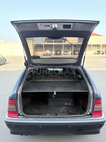 Mercedes C 200 1999, 290,000 km - 2.0 л - Bakı