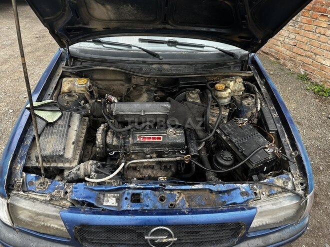 Opel Astra 1996, 100,000 km - 1.7 l - Bakı