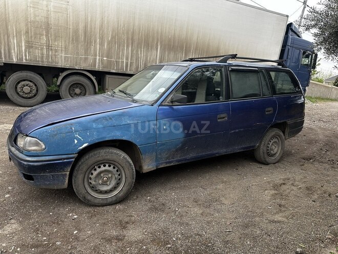 Opel Astra 1996, 100,000 km - 1.7 l - Bakı