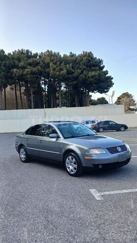 Volkswagen Passat 2003, 305,000 km - 1.8 l - Bakı