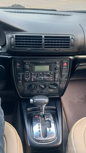 Volkswagen Passat 2003, 305,000 km - 1.8 l - Bakı