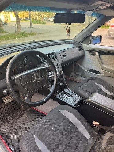 Mercedes C 180 1994, 300,000 km - 1.8 л - Bakı