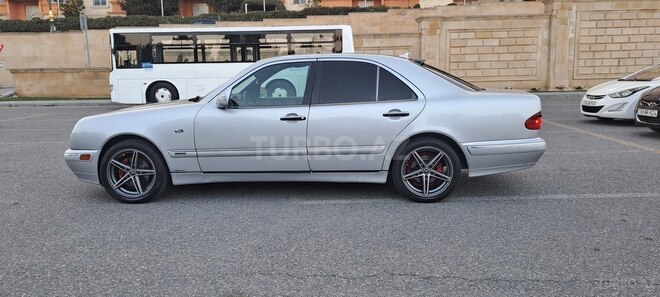Mercedes E 230 1997, 436,000 km - 2.3 l - Bakı