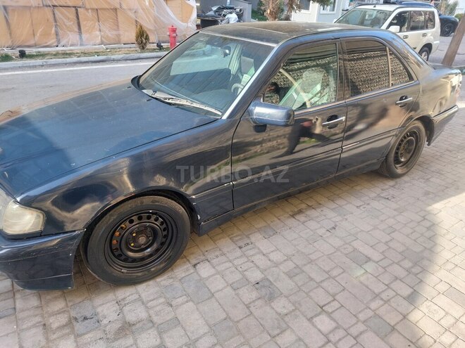 Mercedes C 200 d 1995, 250,000 km - 2.0 l - Bakı