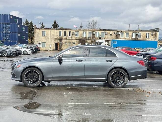 Mercedes E 300 4MATIC 2019, 112,972 km - 2.0 l - Bakı