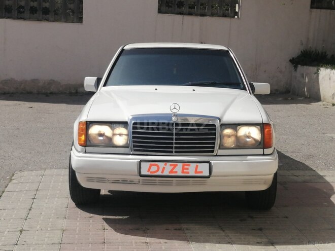 Mercedes E 200 d 1992, 435,000 km - 2.0 л - Bakı
